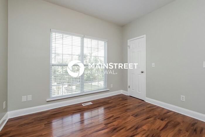 8616 Bratt Ave - Photo 7 of 17