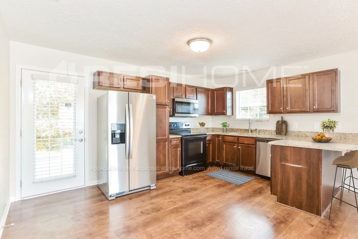 1504 Passage Dr - Photo 2 of 17