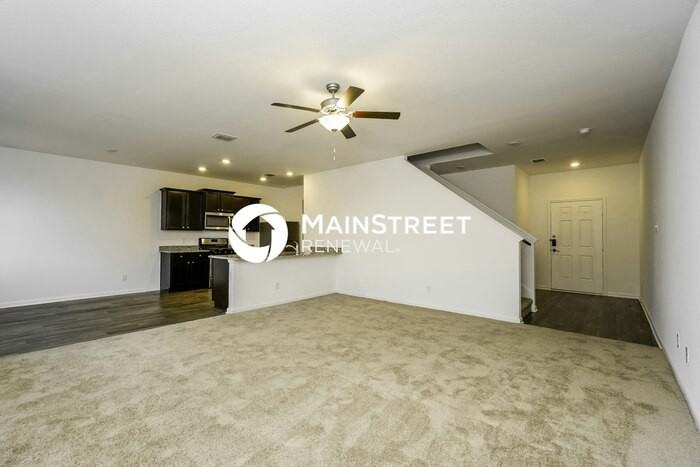 765 Greenway Trl - Photo 5 of 17