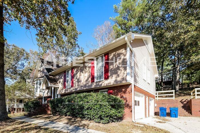 1028 Independence Ct - Photo 2 of 20