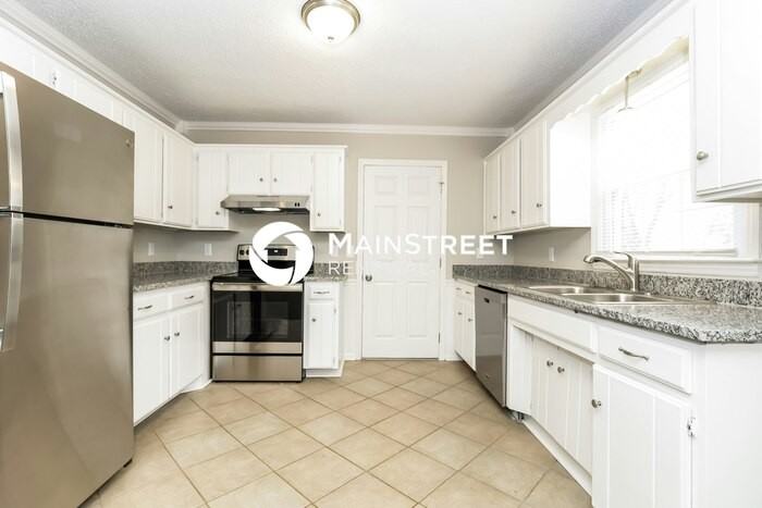 324 Mayflower Dr - Photo 6 of 17