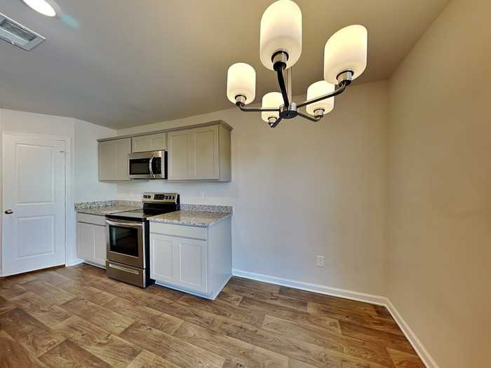 317 Crooked Pine Ct - Photo 7 of 24