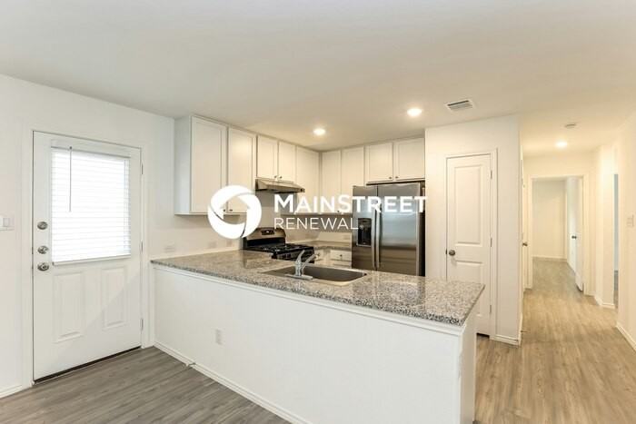 8814 Barrow Path - Photo 7 of 16