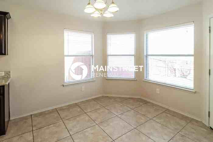6503 Fairglen Dr - Photo 6 of 16