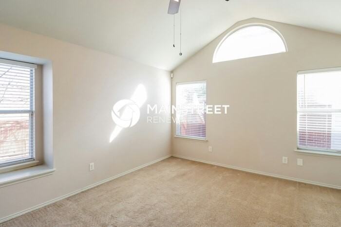 6503 Fairglen Dr - Photo 7 of 16