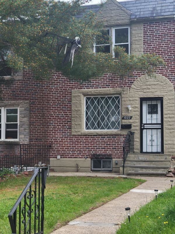 1022 Windsor Rd - Photo 5 of 5