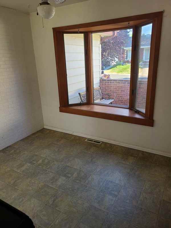 236 Cypress Cir - Photo 4 of 5