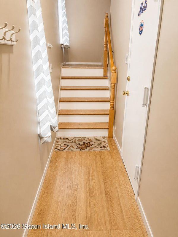 83 Wilson Ave - Photo 2 of 14