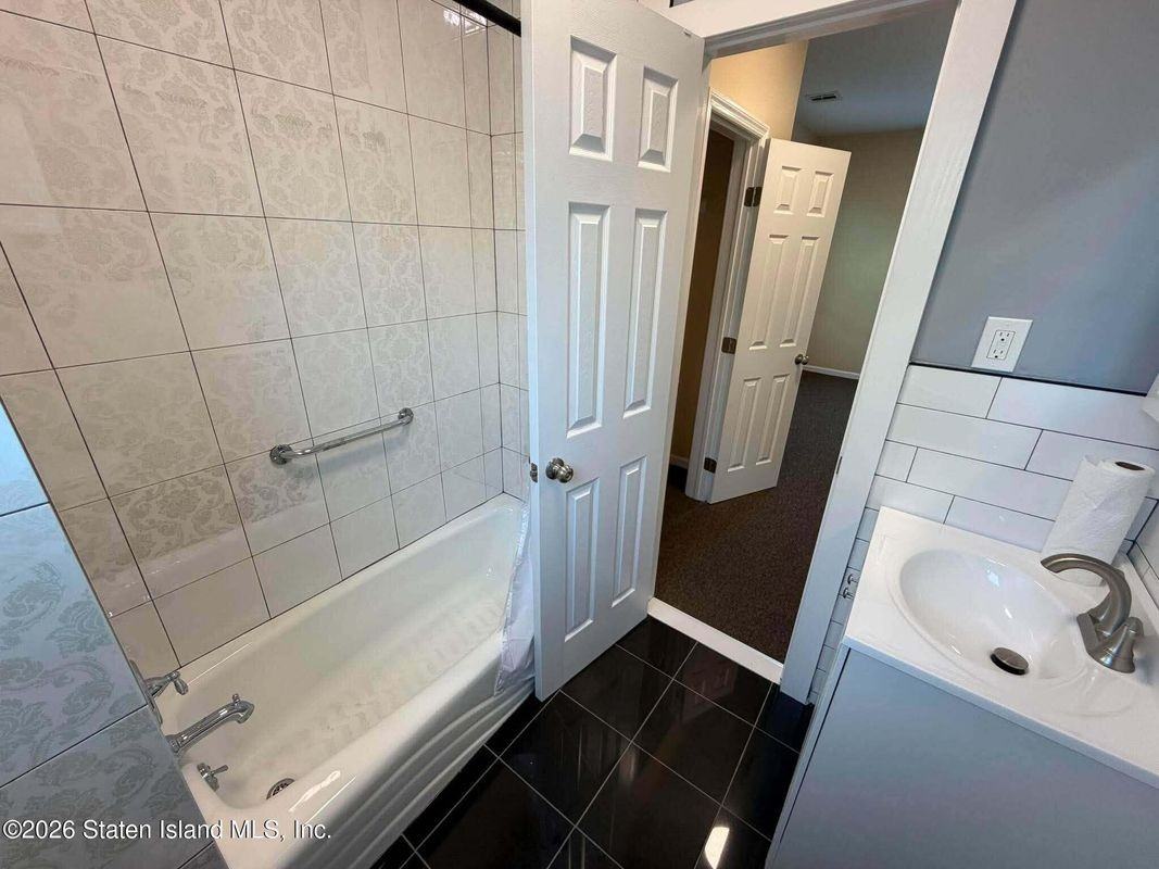 237 South Ave - Photo 3 of 14