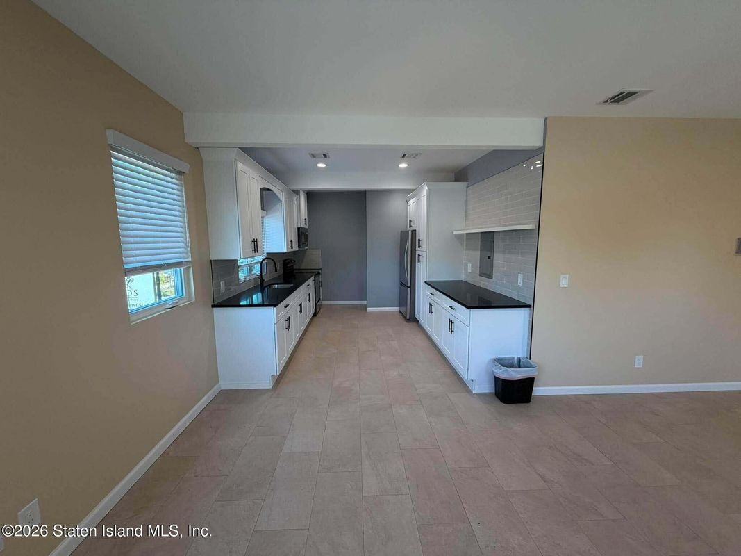 237 South Ave - Photo 5 of 14