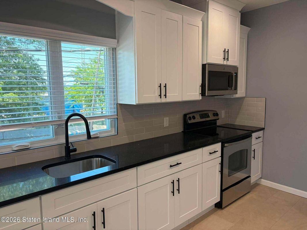 237 South Ave - Photo 6 of 14
