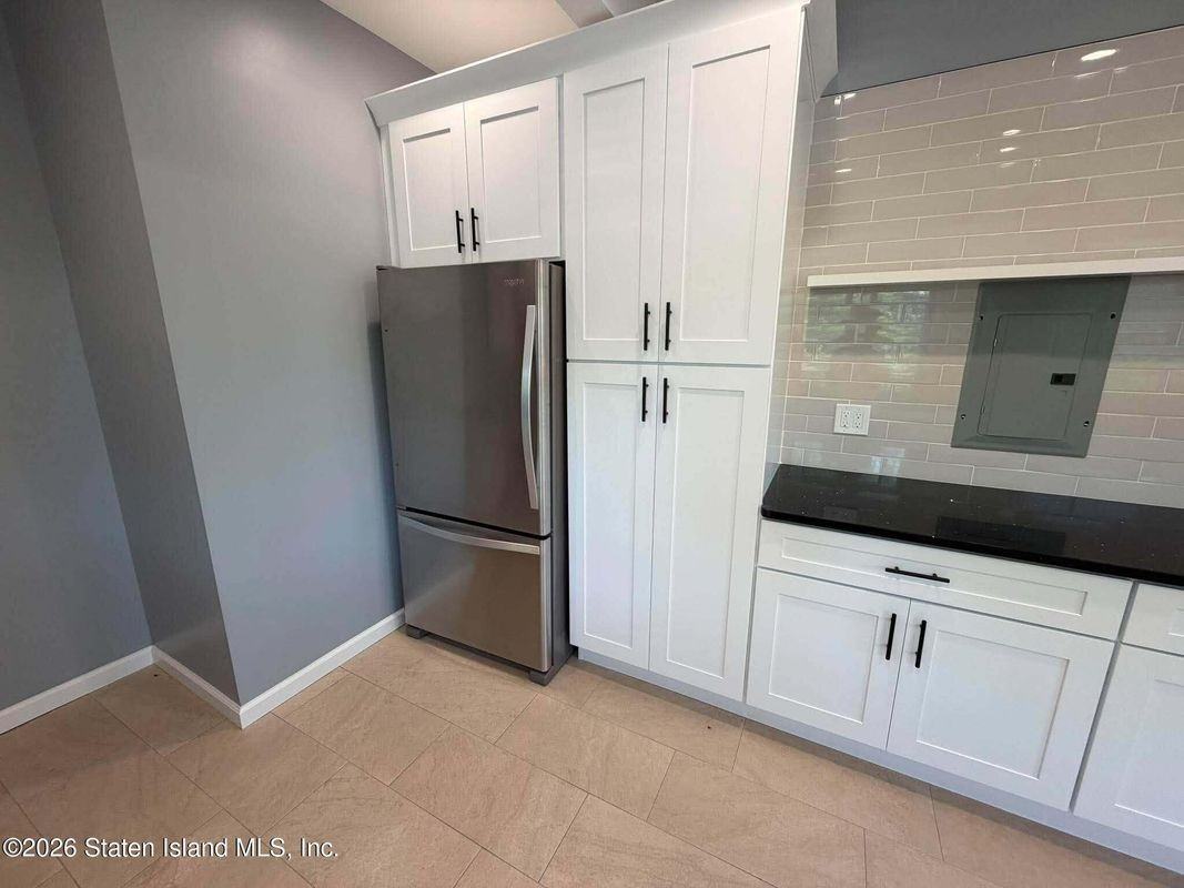 237 South Ave - Photo 7 of 14