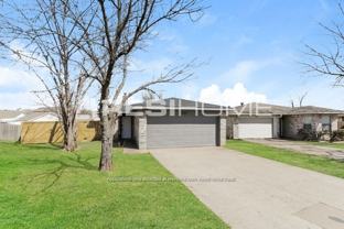 10427 Blackjack Oaks Dr - Photo 1 of 1