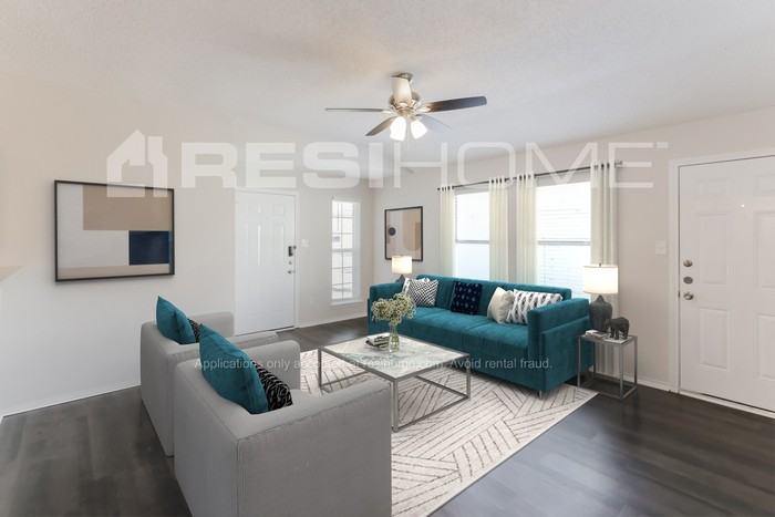10427 Blackjack Oaks Dr - Photo 6 of 17