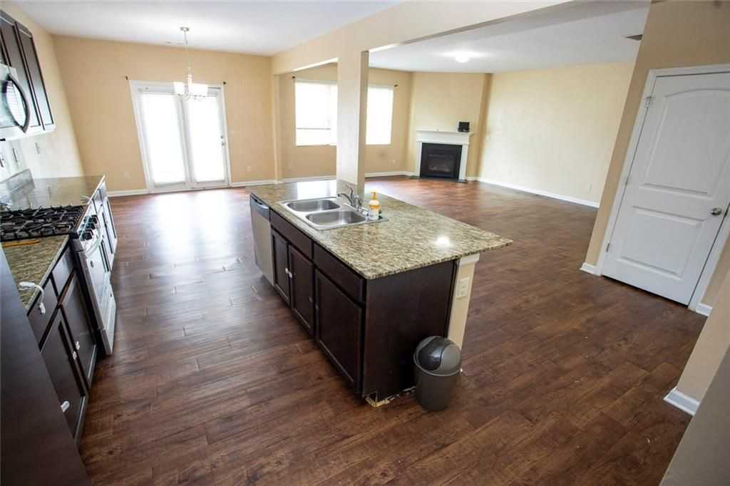 141 Westin Way - Photo 2 of 50