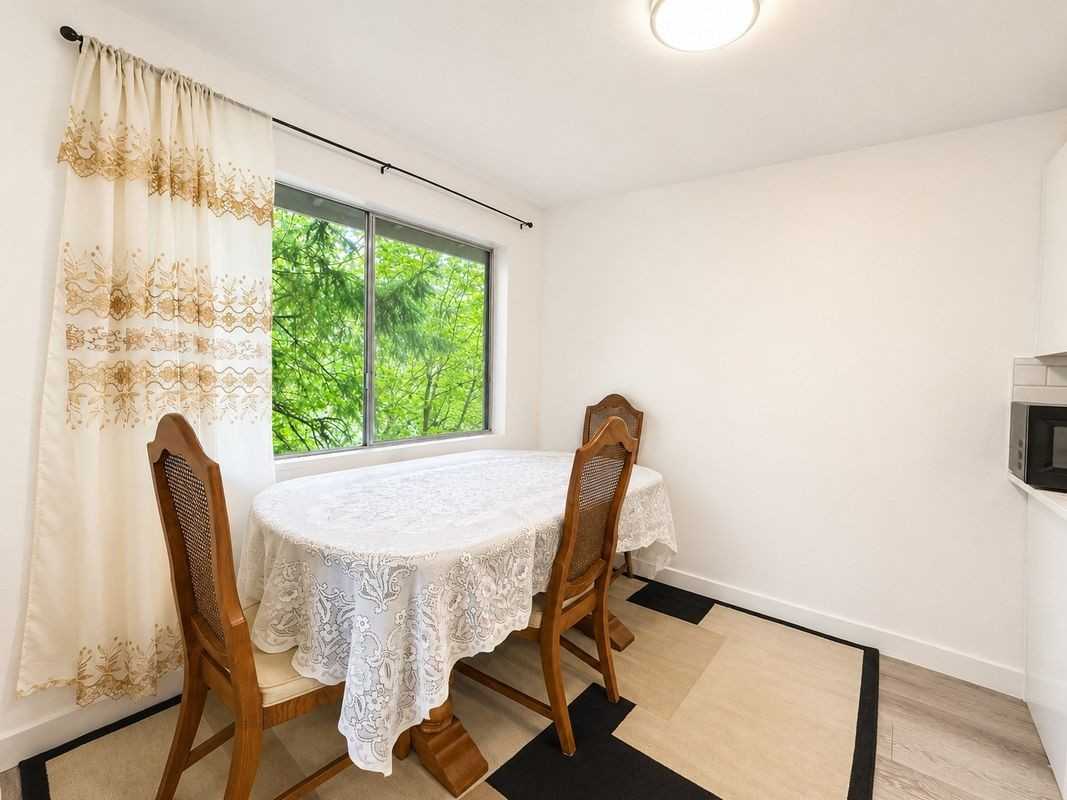 17109 Ne 45th St - Photo 7 of 20