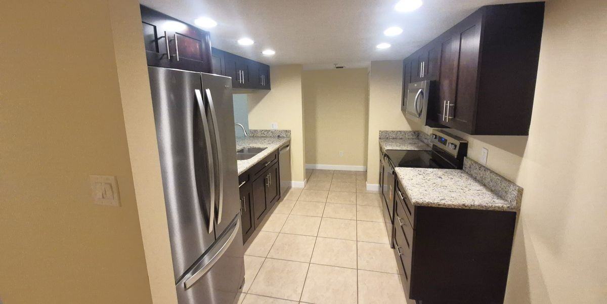 820 Lavers Cir Apt G409 - Photo 7 of 32