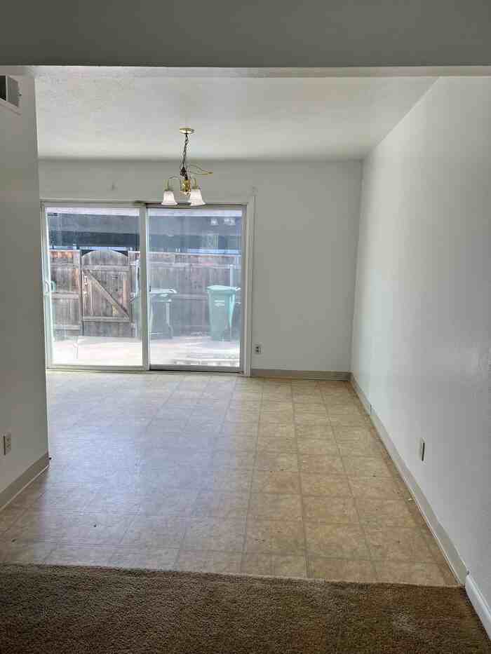 8823 Salmon Falls Dr #C - Photo 3 of 8