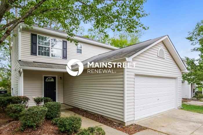 5828 Weddington Rd - Photo 4 of 12