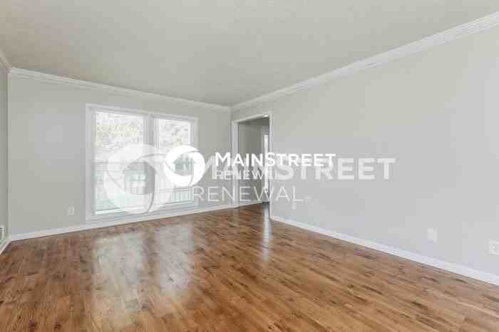 6430 Kings Way - Photo 6 of 18