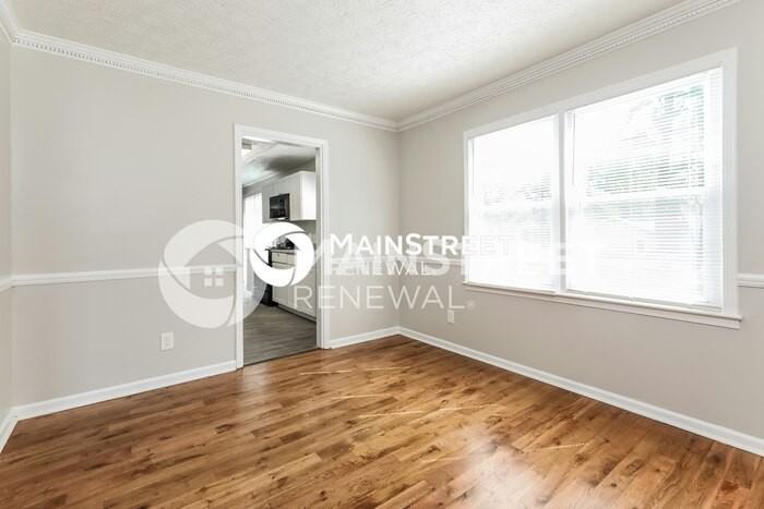 6430 Kings Way - Photo 7 of 18