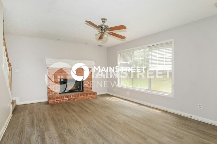 638 Stonemill Mnr - Photo 4 of 17