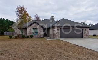 featured image of 901 Division St
