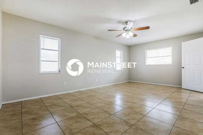 5655 Stephens Rd - Photo 7 of 16