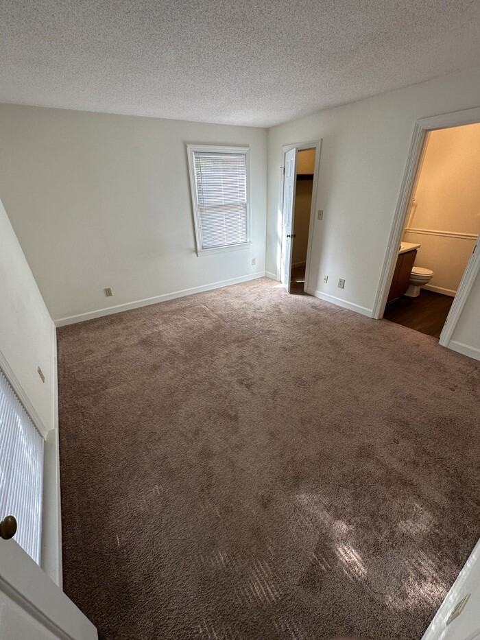 3511 Ivy Commons Dr #201 - Photo 6 of 8