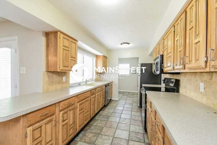 7204 Baird Dr - Photo 7 of 16