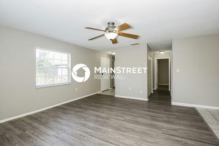 965 Calbert Ln - Photo 7 of 17