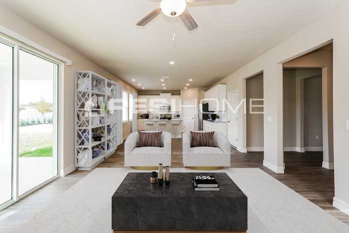 1612 Diane St - Photo 6 of 18