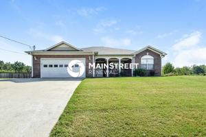 featured image of 9490 Cumberland Oaks Dr