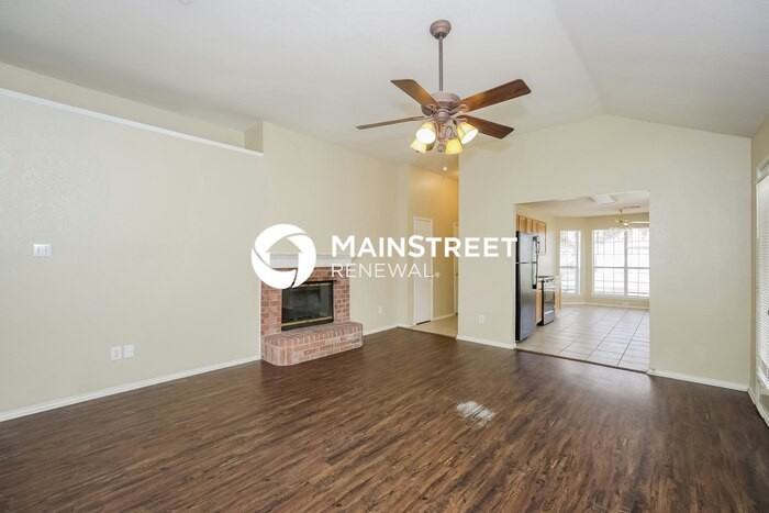 1116 Darren Dr - Photo 4 of 16