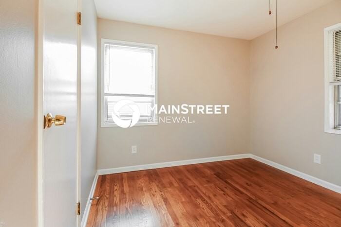 8173 Ne San Rafael Dr - Photo 6 of 17