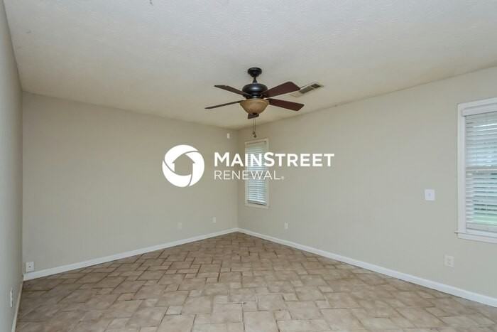 105 Stone Creek Dr - Photo 7 of 15