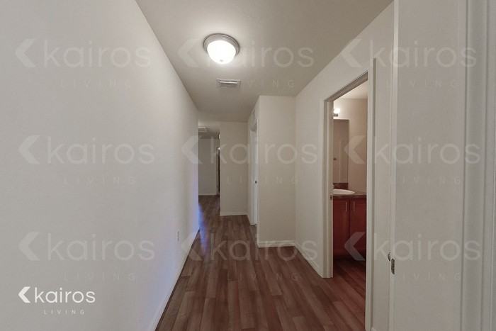 305 Ne 23rd Ter - Photo 2 of 19