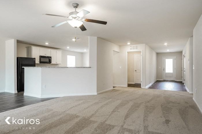67 W Luminous Way - Photo 4 of 15
