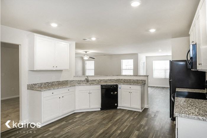 67 W Luminous Way - Photo 6 of 15