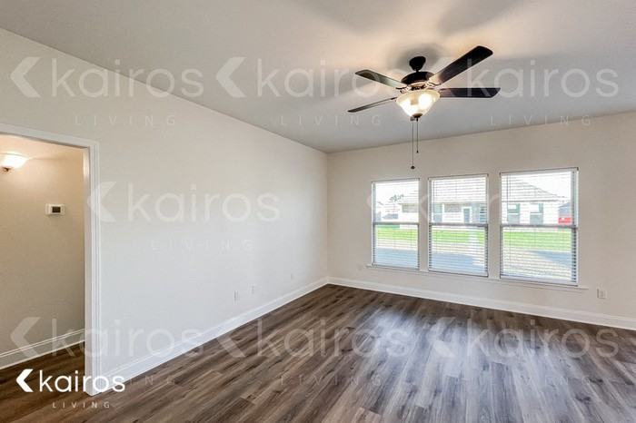 21150 Chardonnay Dr - Photo 2 of 15