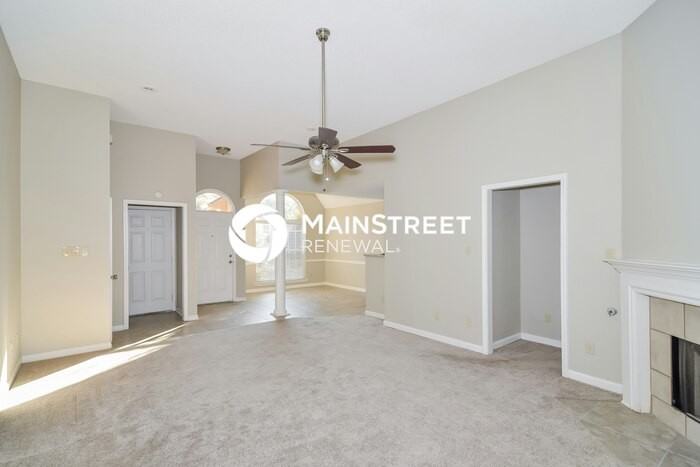 7154 Amberly Way Dr - Photo 3 of 17