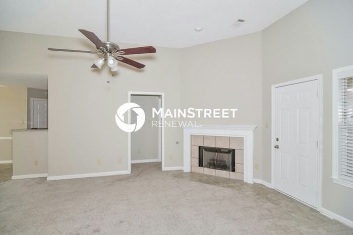 7154 Amberly Way Dr - Photo 4 of 17