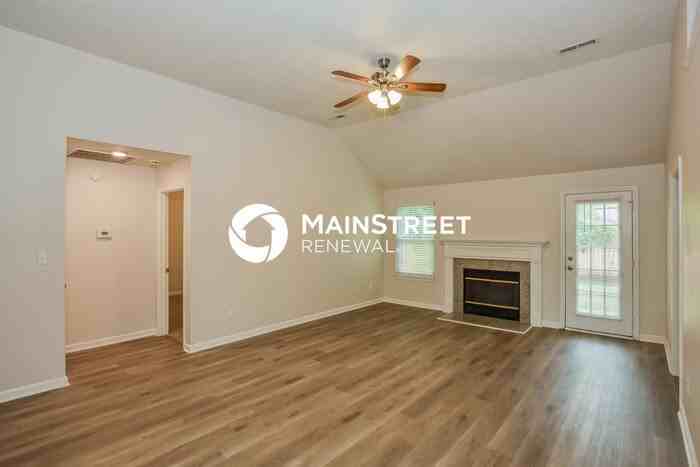 14008 Galveston Cir Sw - Photo 4 of 16