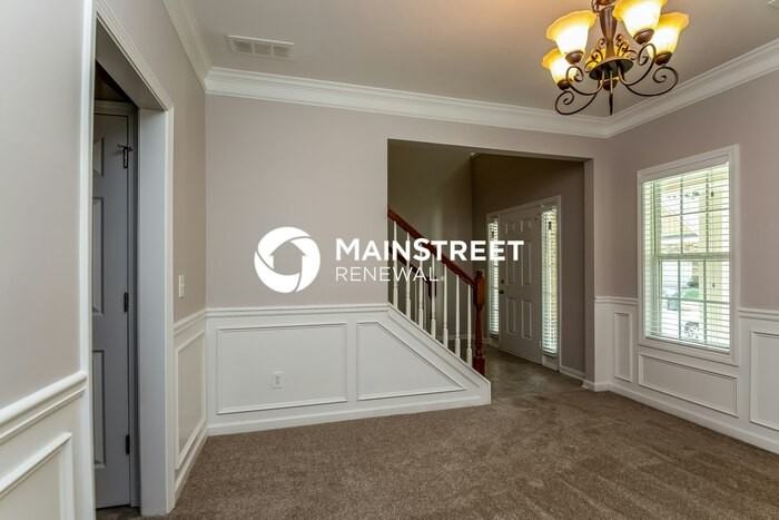 2641 Freemont St - Photo 5 of 18
