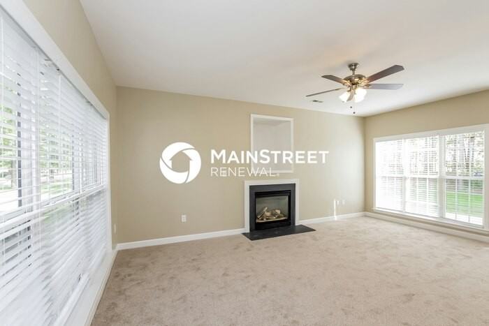 4000 Enderbury Dr - Photo 3 of 15