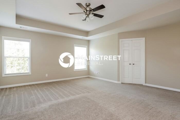 3846 Lake Sanctuary Way - Photo 6 of 15