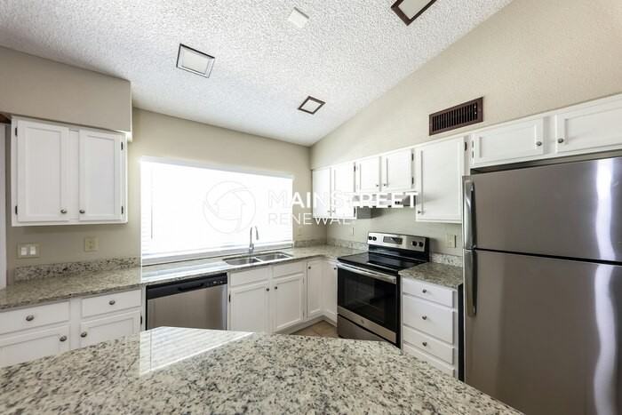 6202 W Sunnyside Dr - Photo 7 of 17