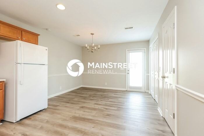 1018 Cheryl Ln - Photo 5 of 16
