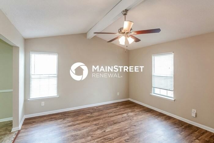 3539 Kirby Valley Dr - Photo 5 of 16