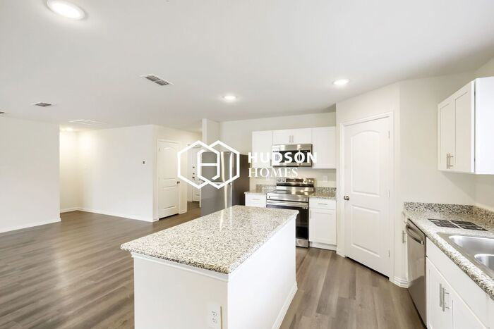 336 Bounding Main St - Photo 6 of 14